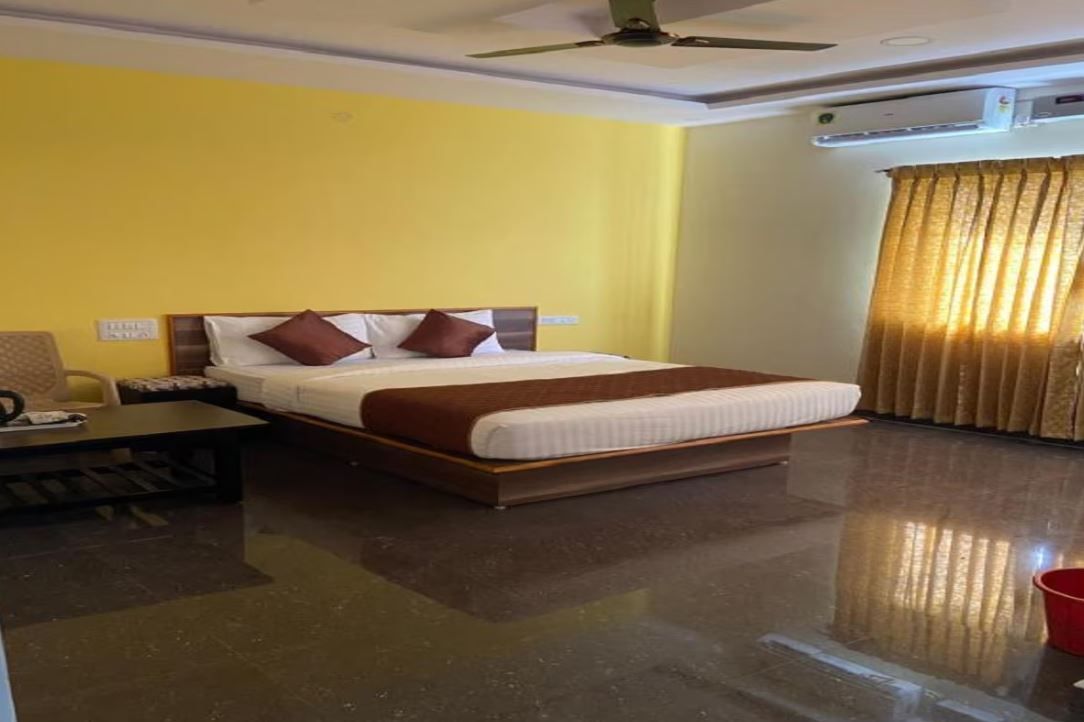 GK Residency Deluxe Family Room 5