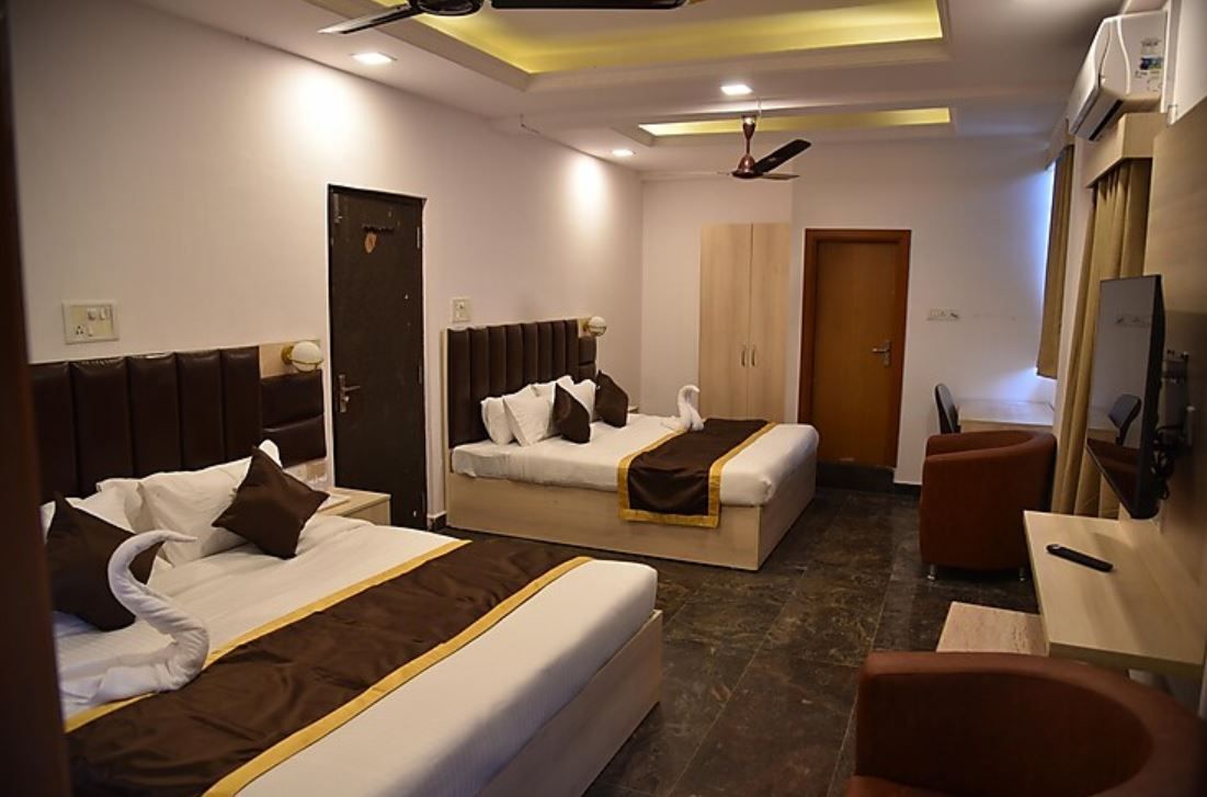 Clarissa Resort Suite Room 3