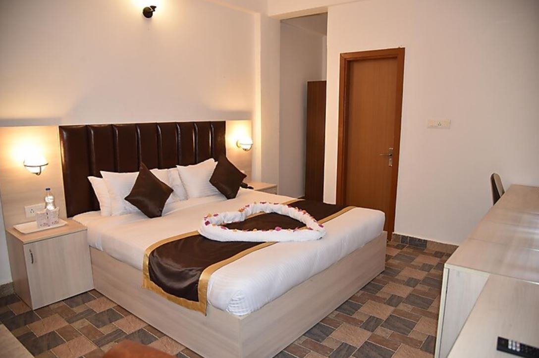 Clarissa Resort Super Deluxe Room 2