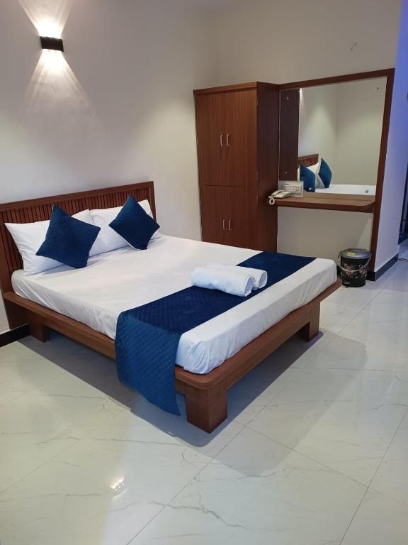 StarNexa Residency Deluxe Room 4