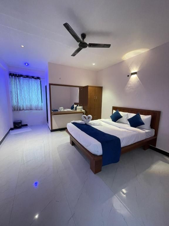 StarNexa Residency Deluxe Room 7