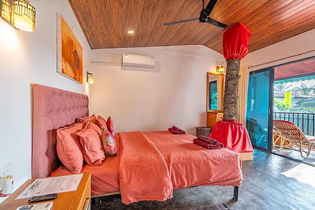 Roof Top Pool View Hut