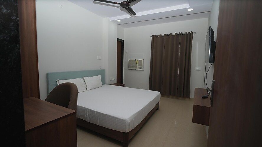 Hotel Utsav Inn Deluxe Room 2