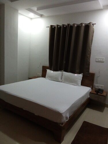 Hotel Utsav Inn Classic Room 2