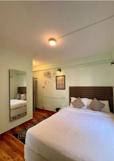 Deluxe Queen room