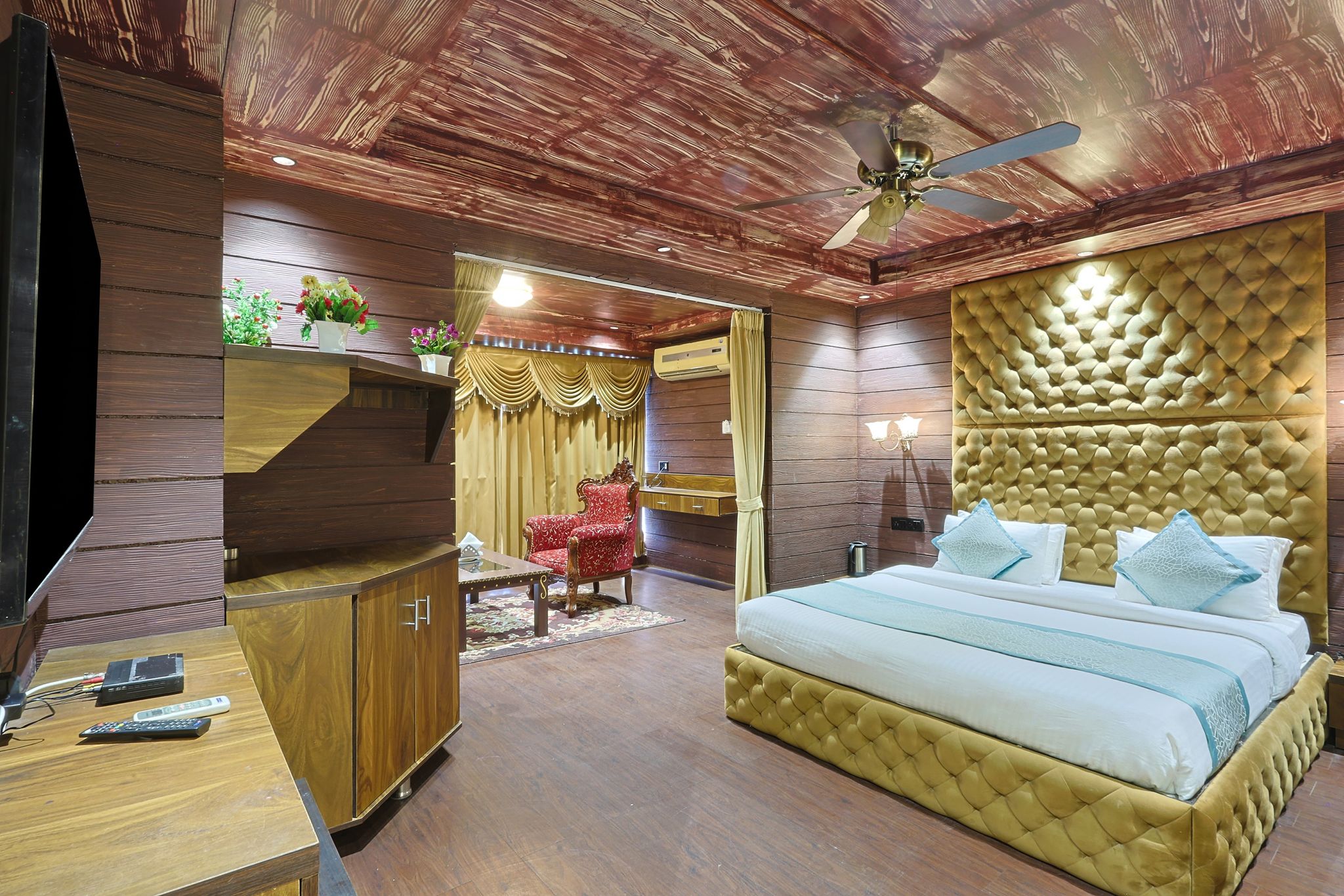 Suite Room