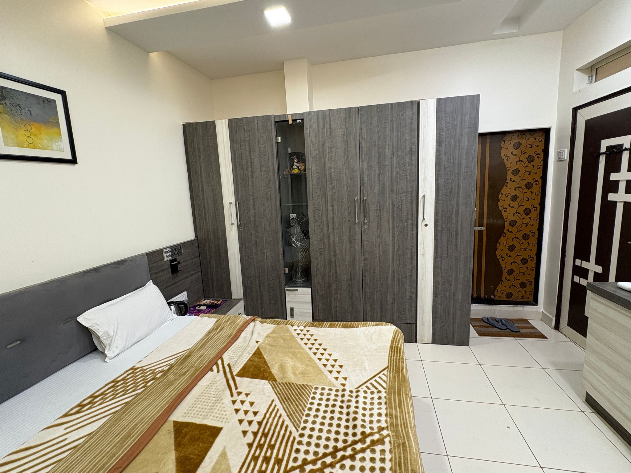 Hotel Anantshree LUXURY ROOM non ac 5