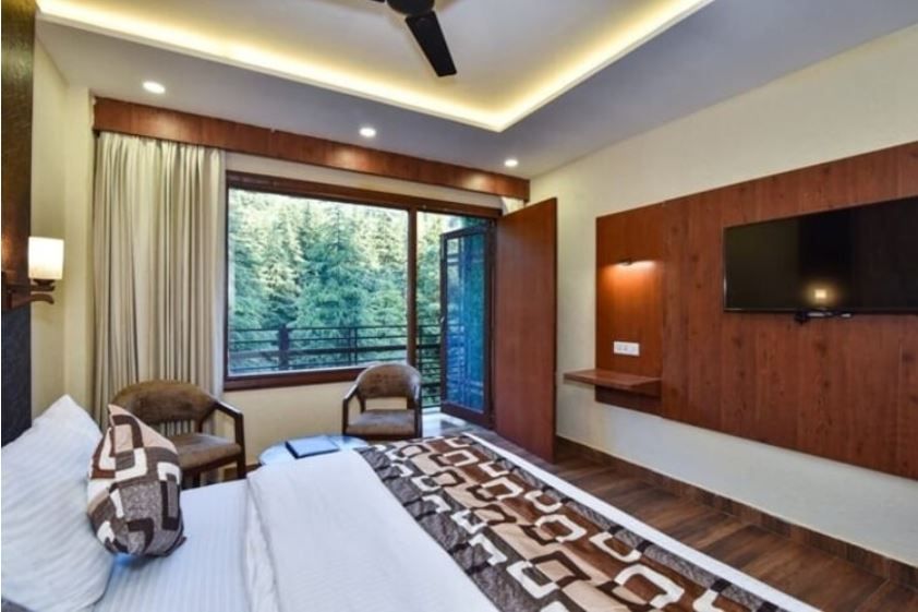 Super Deluxe Room with Balcony