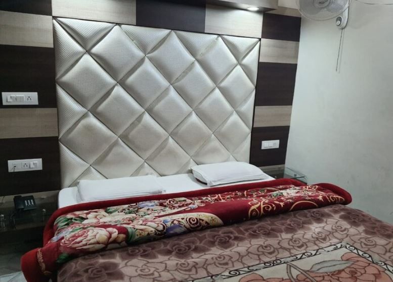 Deluxe Room ( Non View )