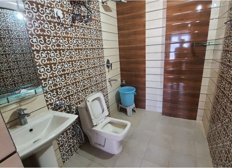 Deluxe Room ( Non View )