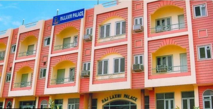 Hotel Raj laxmi Palace