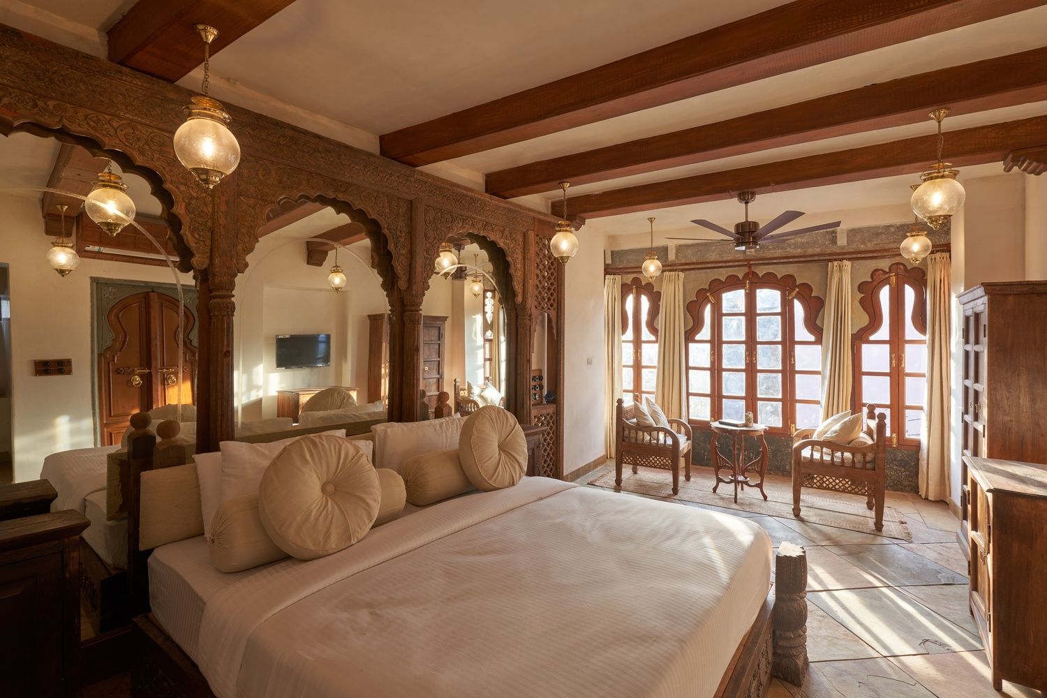 Pratikriti (Suite Room)