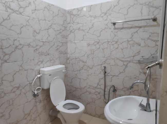 Purbi Beach Resort Deluxe AC Room 5