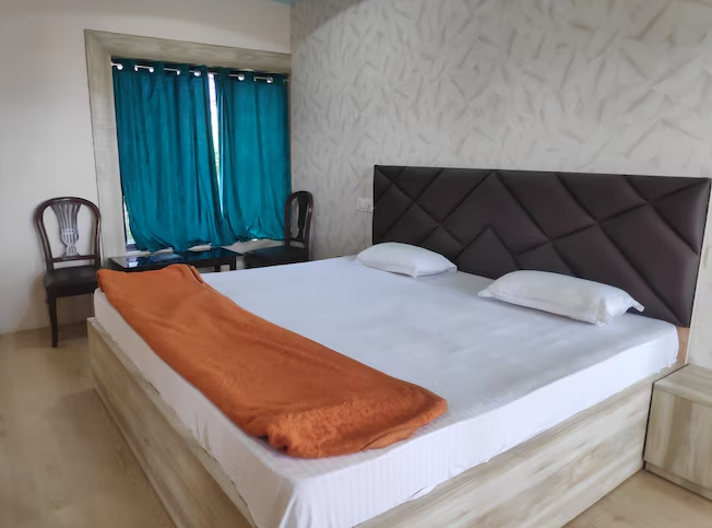 Purbi Beach Resort Deluxe AC Room 6