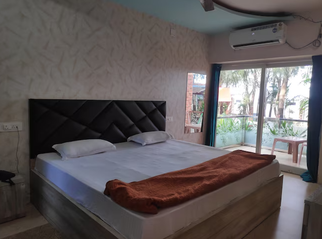 Purbi Beach Resort Deluxe AC Room 7