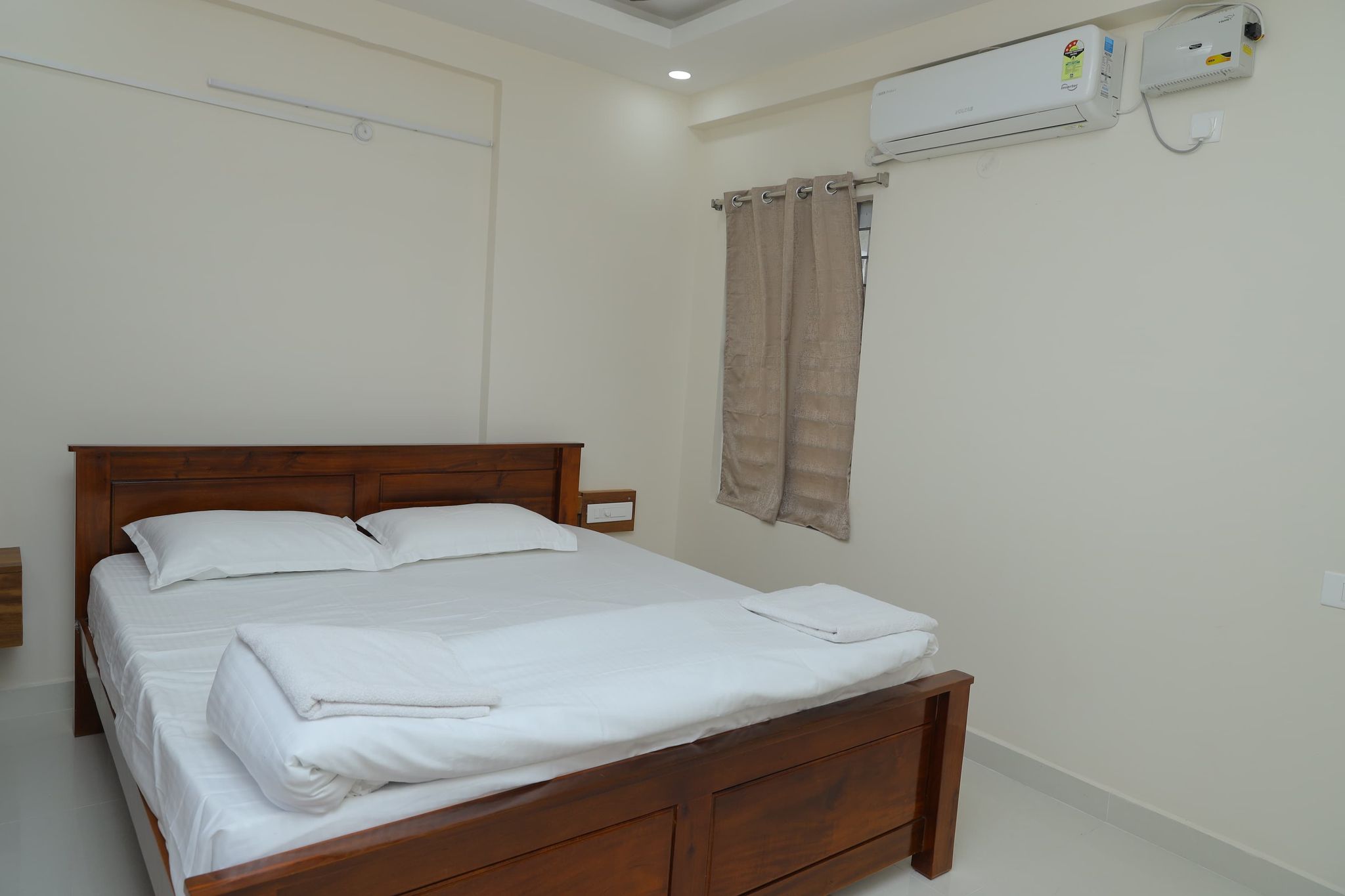 image_4597155_bb31460a-3754-47c4-8a9c-bbf6986641c9