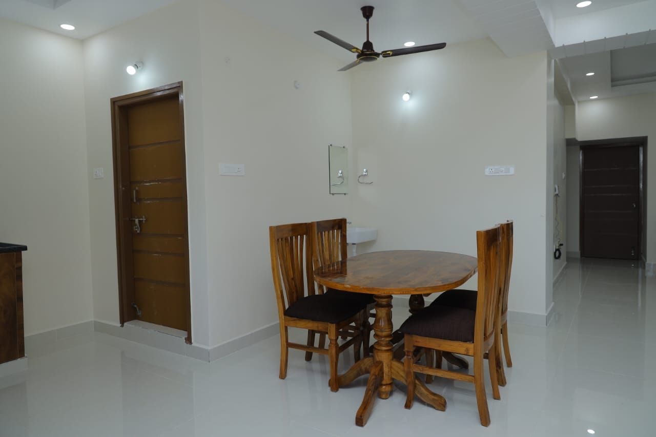 image_4597155_ebfe797d-e675-4666-a643-a042c10c3232