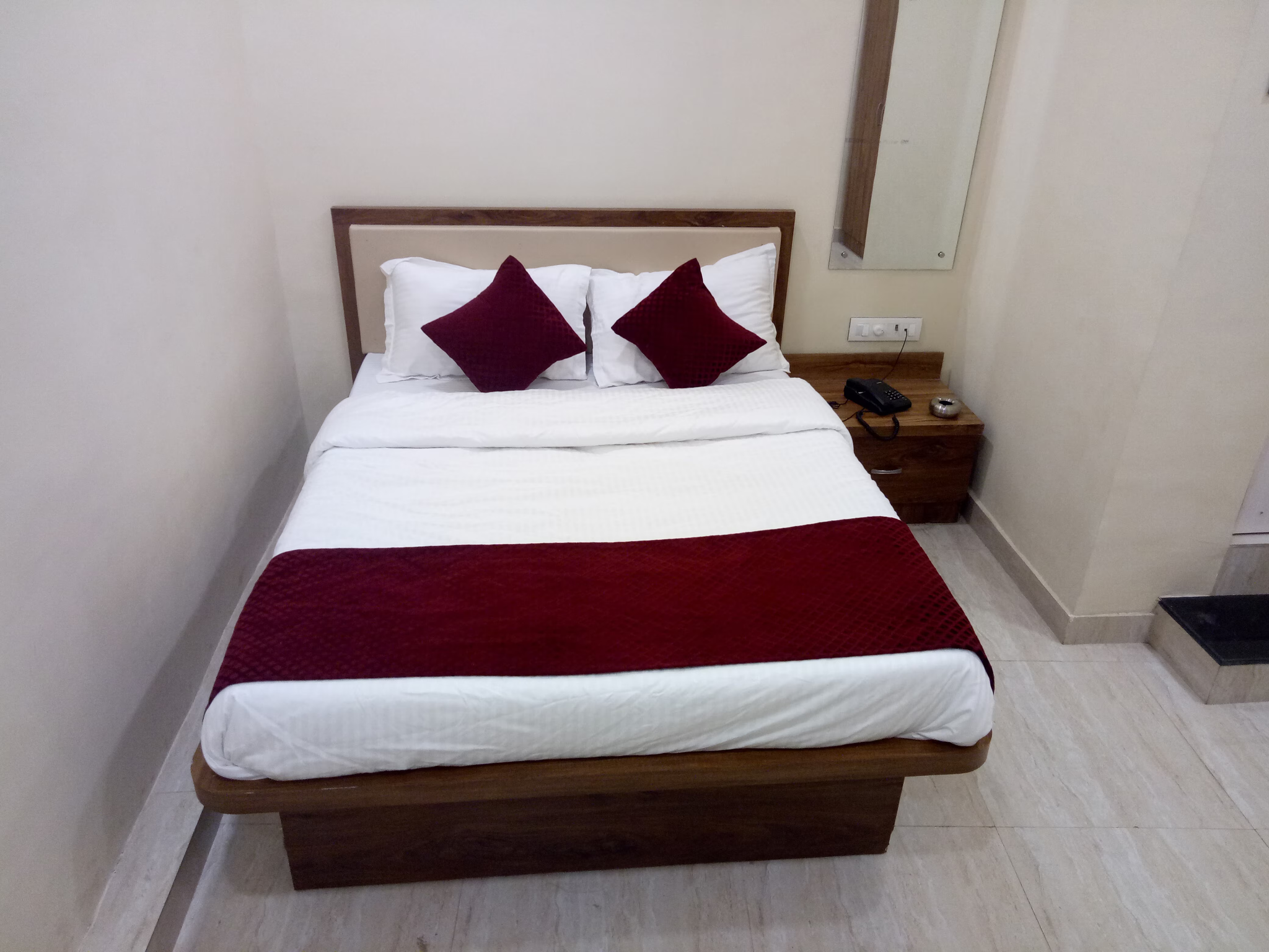 Hotel Golden Lake Standard Room