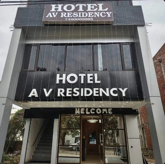 Hotel AV Residency