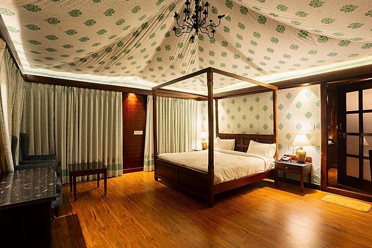 Luxurious Swiss Tents