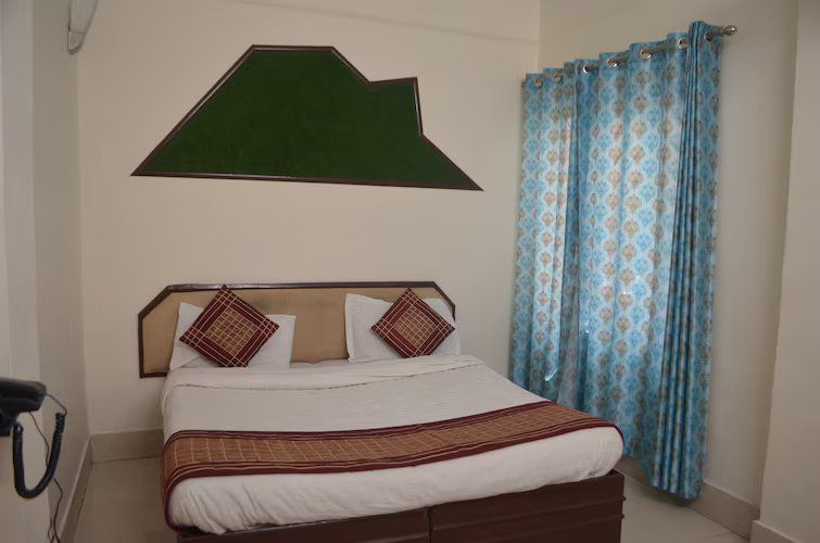 Shivam Hotel Standard Room 2