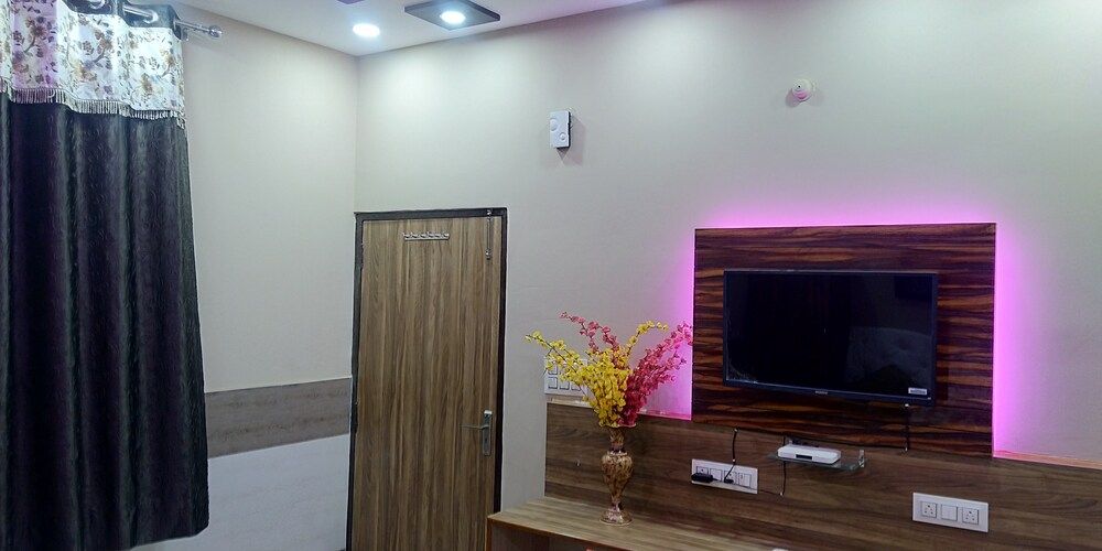 Super Deluxe Double Room