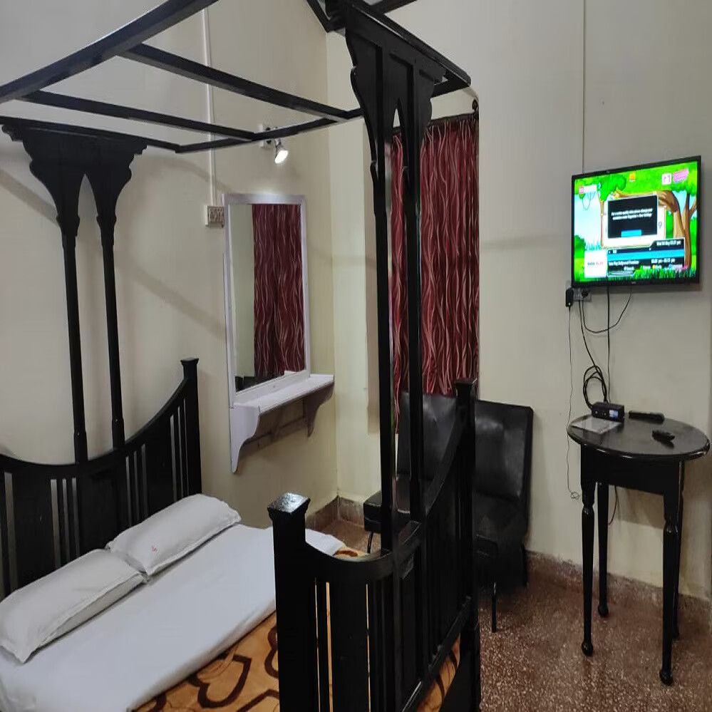 Family Non AC Room - 5 Pax