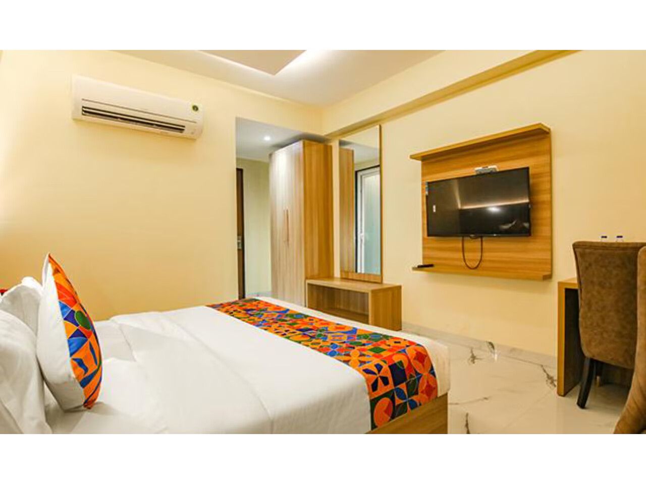Culture by BVH Hospitality Deluxe Double Room 2