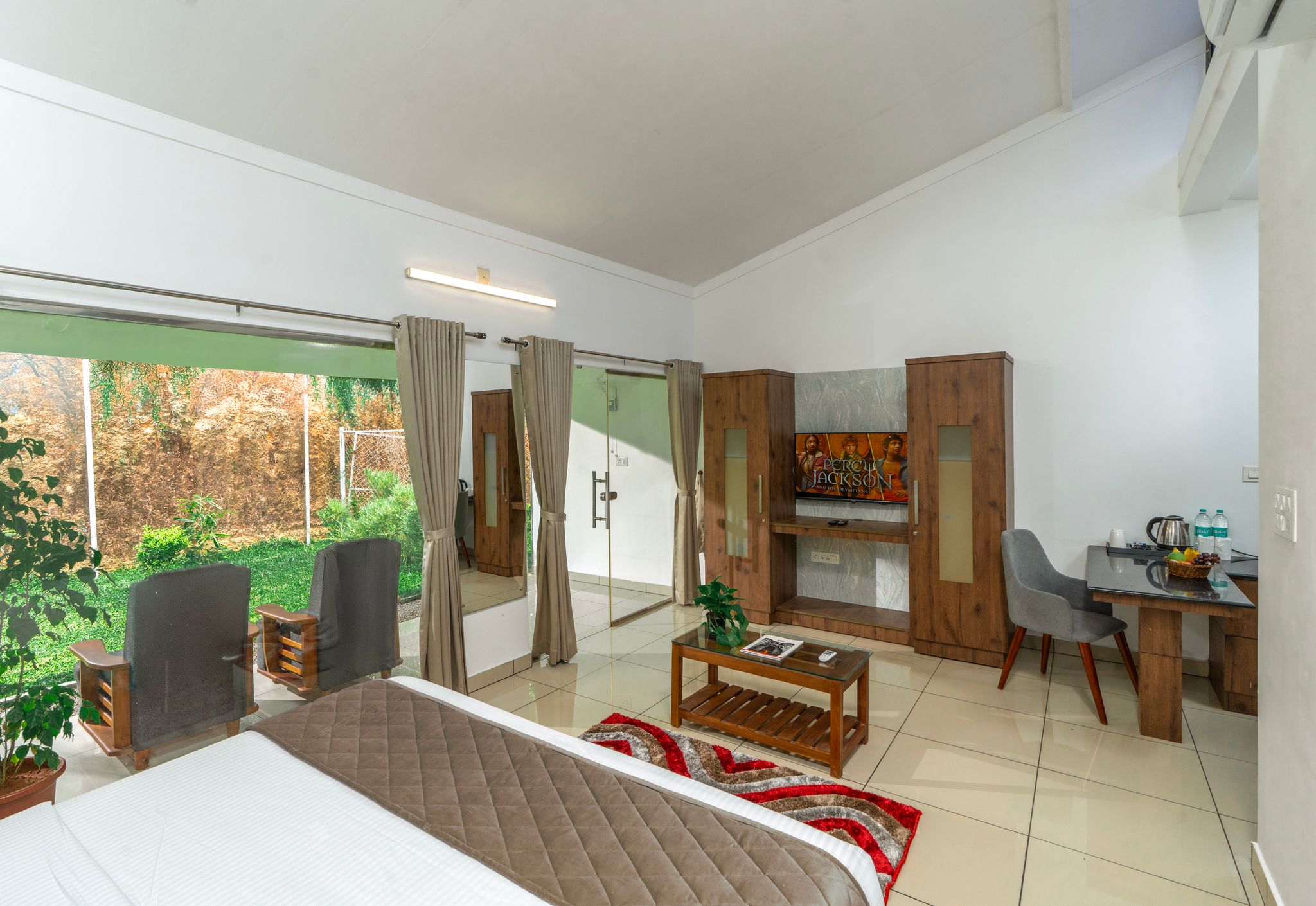 Imperial Cottage with Private Garden