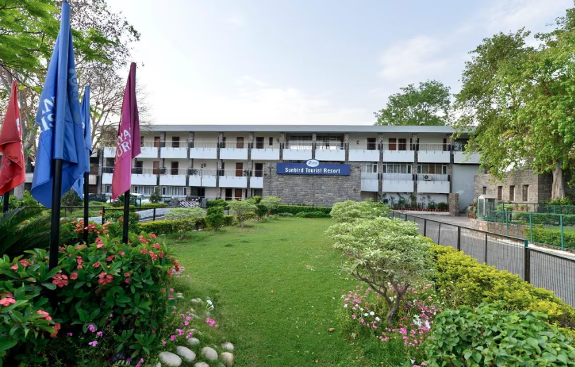 Sunbird Tourist Resort, Faridabad