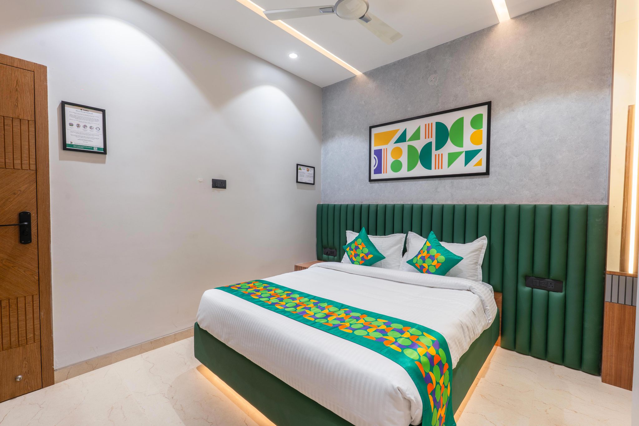 Treebo Sv Residency, Vellore	 Standard room 6