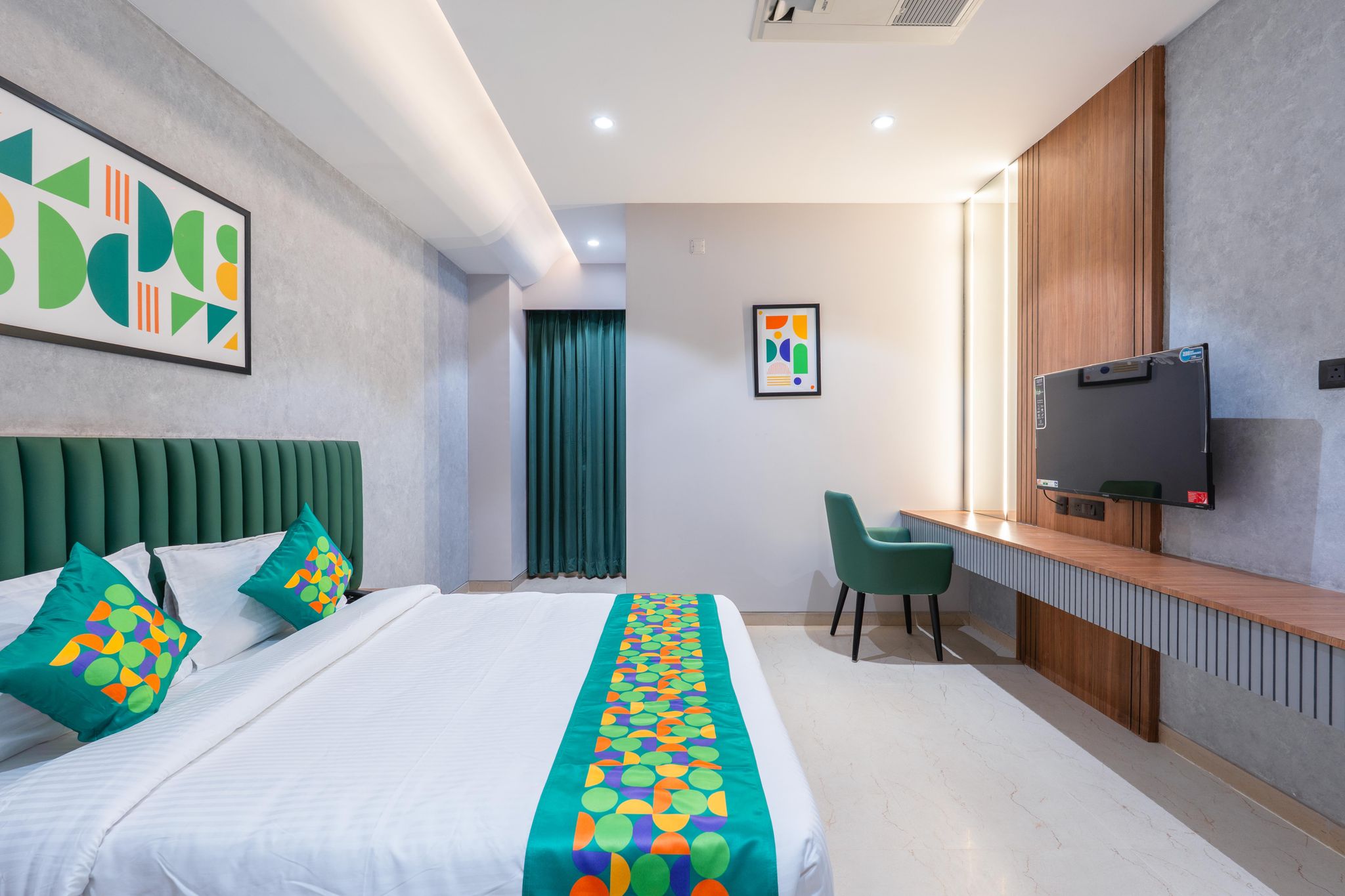 Treebo Sv Residency, Vellore	 Deluxe Room 3
