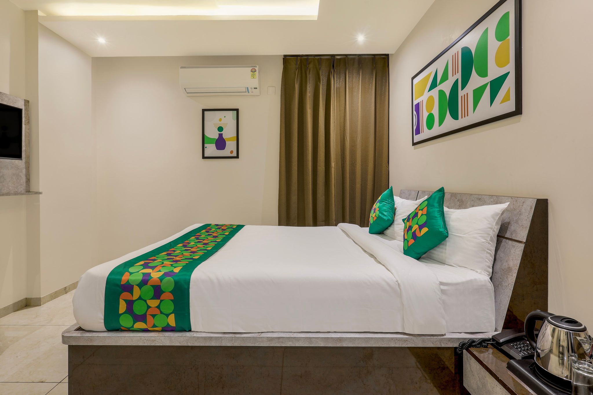 Treebo Iraa, 5 Minutes From Railway Station Standard room 2