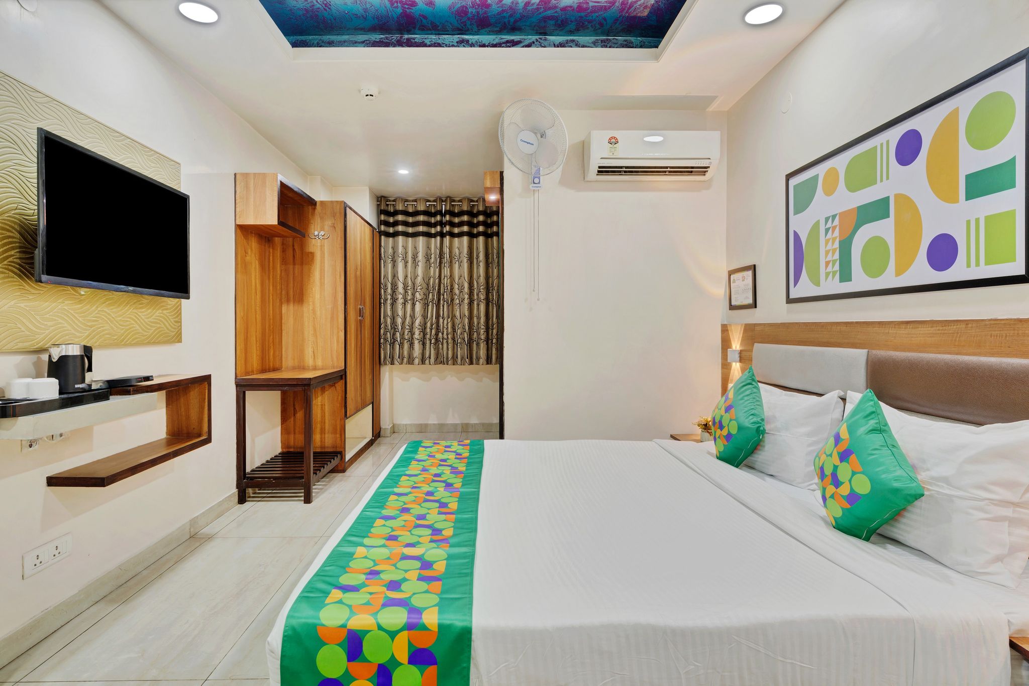 Treebo Vinayak Inn, Jagatpura	 Deluxe Room 8