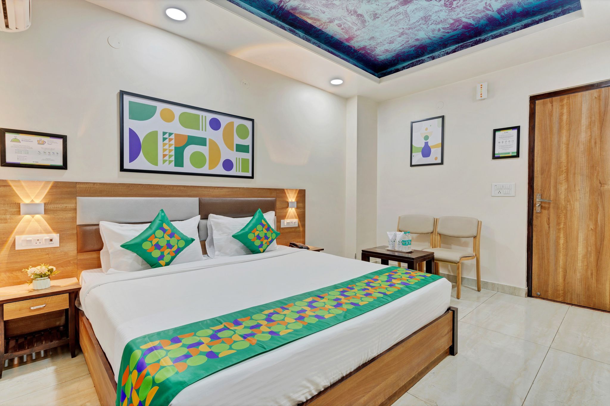 Treebo Vinayak Inn, Jagatpura	 Deluxe Room 11