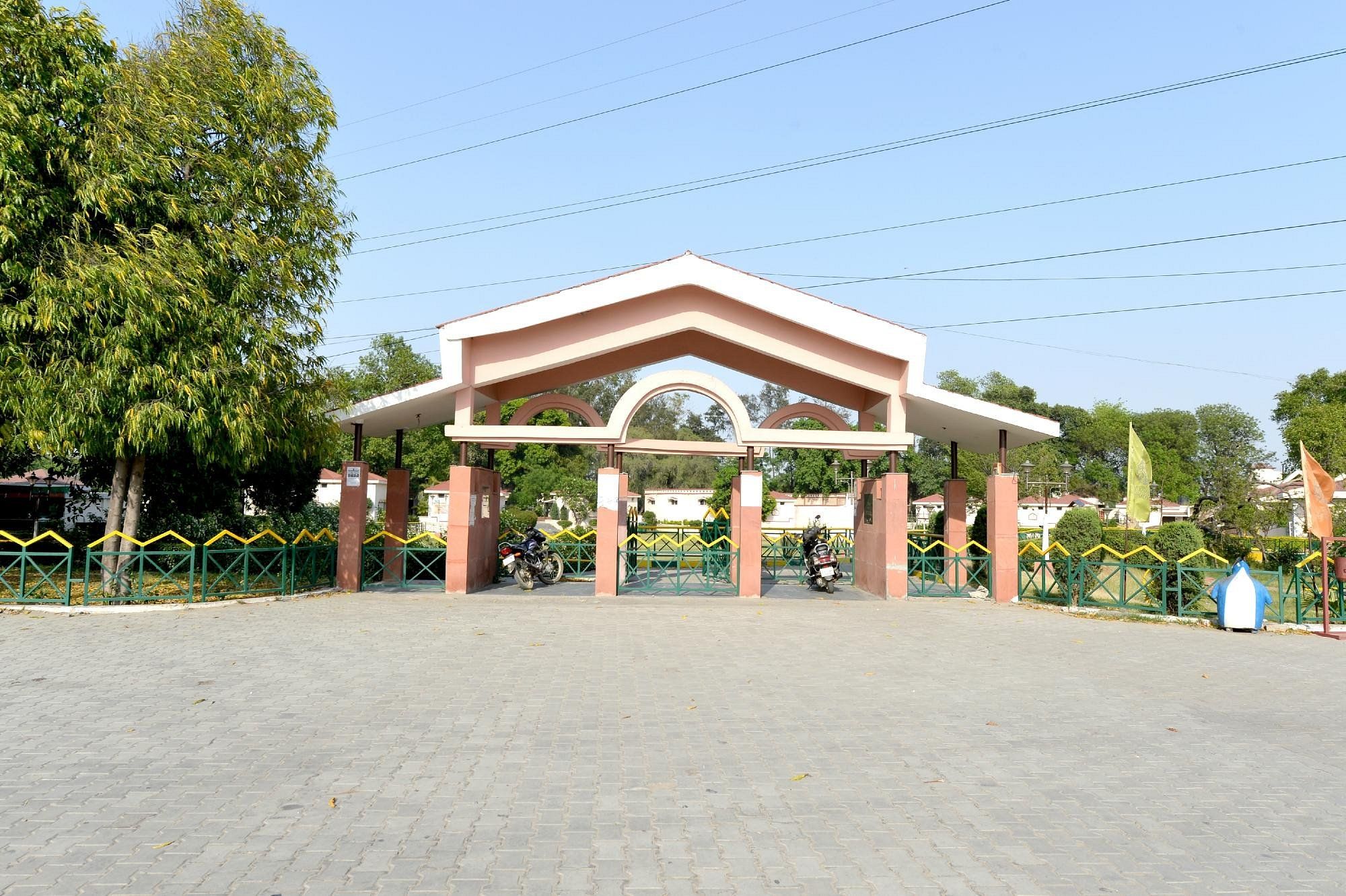Oasis Tourist Resort