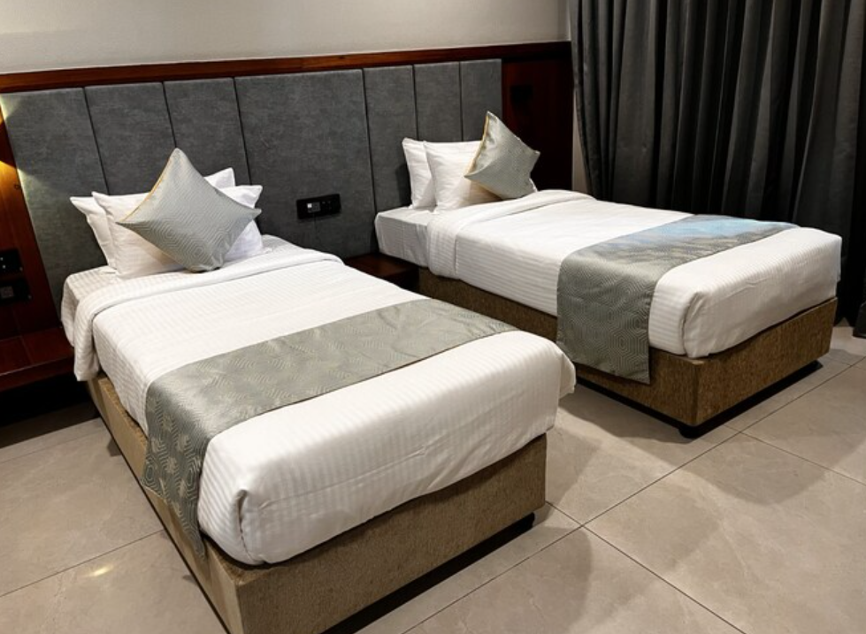 Hotel The Qubice Premium AC Twin Room 2