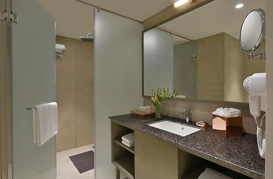 Executive Suite with Balcony