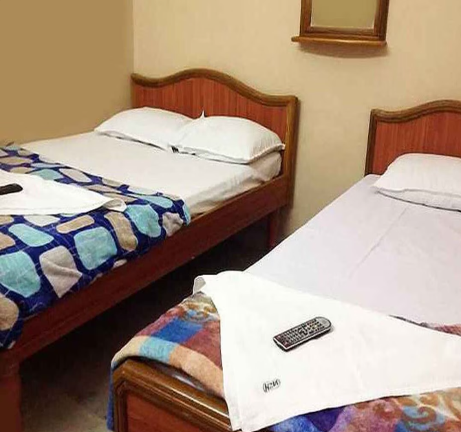 Hotel Jeyanth Residency Deluxe Room 5