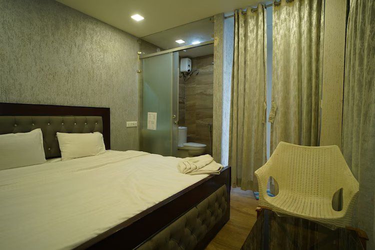 Resort Riviera Marine Room