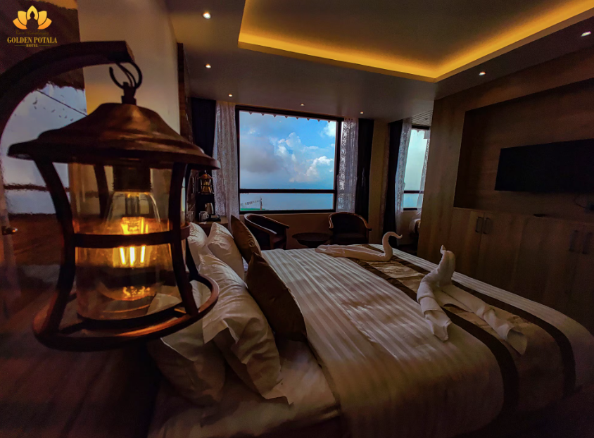 Premium Mountain View