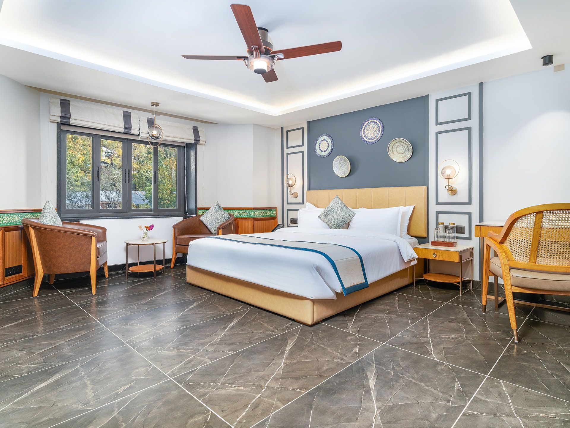 The Vale Lodge Premium Room With Jaccuzi 3