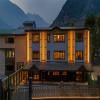 The Vale Lodge