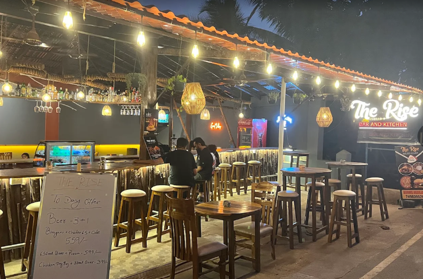 Food & Dining