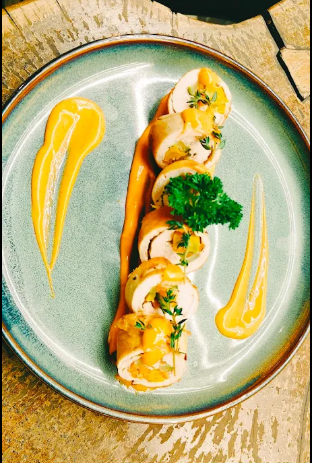 Food & Dining