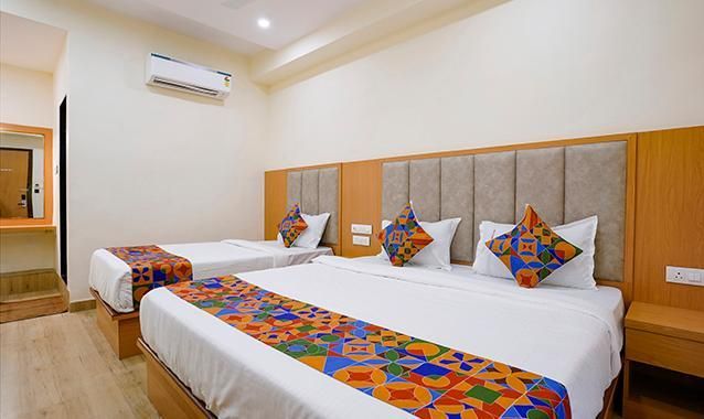 FabHotel 7 Square - Nr BKC