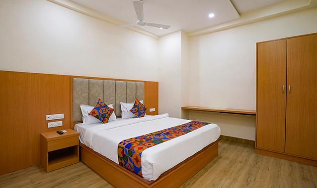 FabHotel 7 Square - Nr BKC