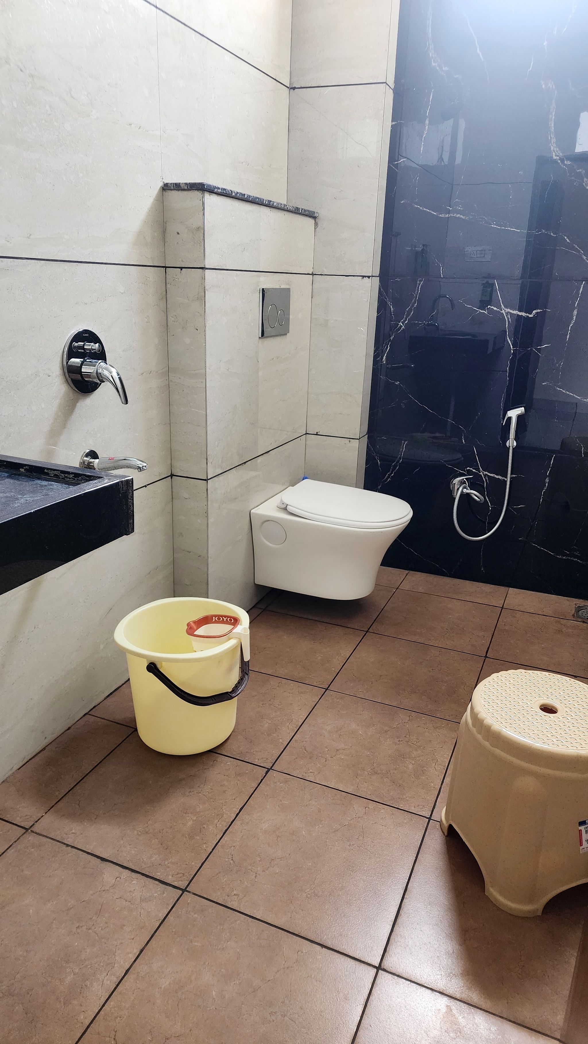 Hotel Aasra Inn Superior Double Bed 4