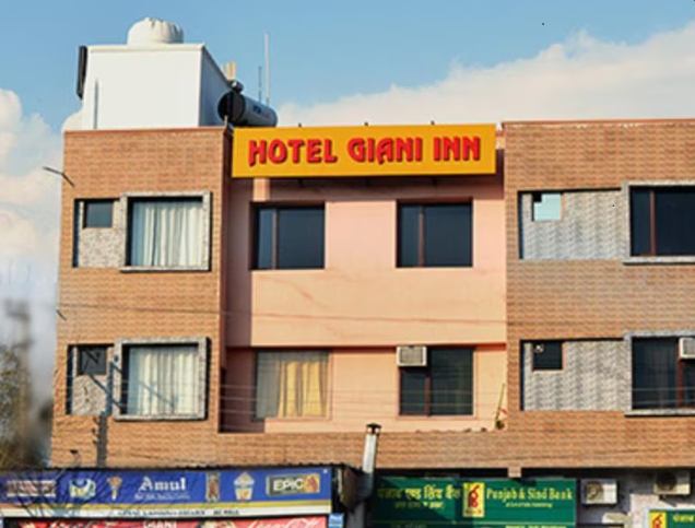 Hotel Giani Inn