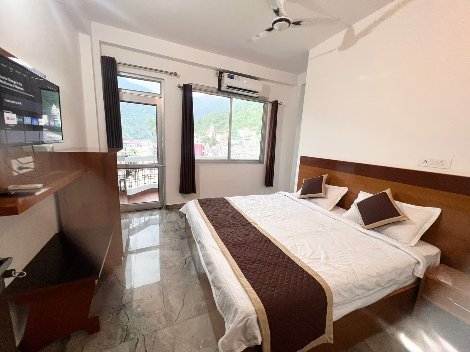 Hotel Manikut